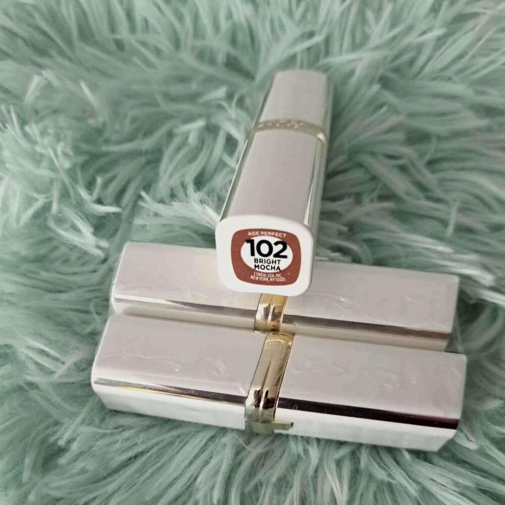 One Loreal Age Perfect Lipstick